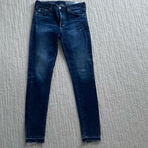 Ag jeans.  Legging super skinny ankle.  Size 27.  Inseam 29 inches.